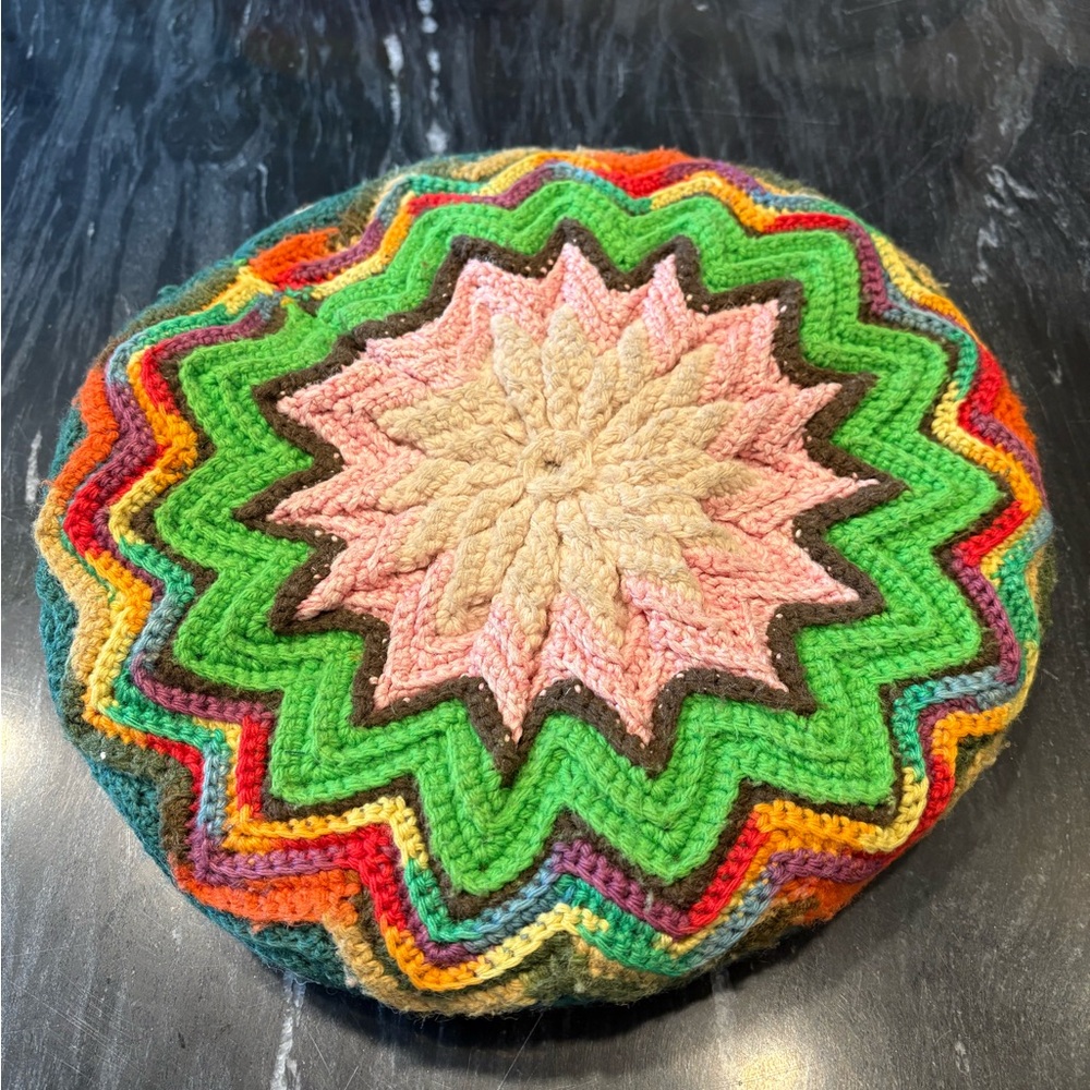 Vintage * Rainbow Handmade Crochet Floral Cushion Pillow GUC Retro Bohemian BOHO - Picture 1 of 5
